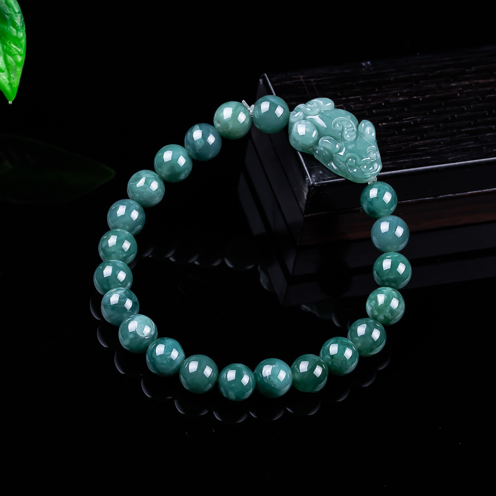 Jewelry & Watches Spółka Z Ograniczoną Odpowiedzialnością - Bracciale Pixiu in Giada Birmana Naturale,