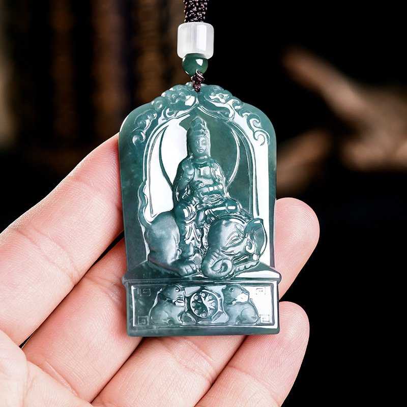Jewelry & Watches Spółka Z Ograniczoną Odpowiedzialnością - Collana con Ciondolo Guanyin in Giadeite