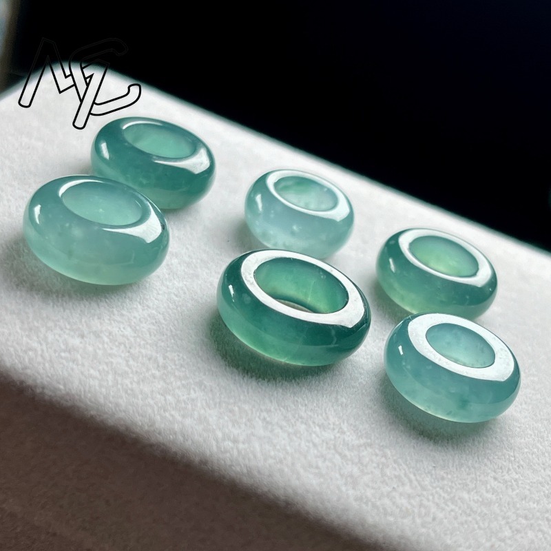 Anello con Ciondolo Smeraldo N - Jewelry & Watches Spółka Z Ograniczoną Odpowiedzialnością recensione e prezzo