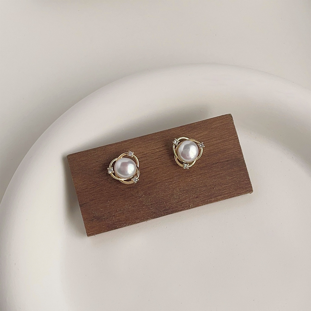 Accessori fai da te: Orecchini - Pearl Stud Earrings recensione e prezzo